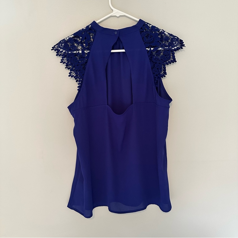 Express Lace Shoulder Shell Top - Blue - Picture 2 of 3